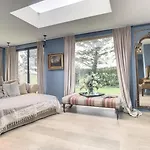 Buitenhof, Cosy Villa With Stunning Views